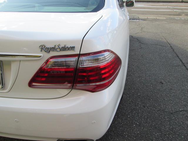 クラウン　キズ・へこみ直し