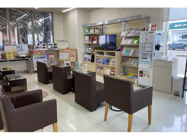 福井トヨペット 武生店(5枚目)