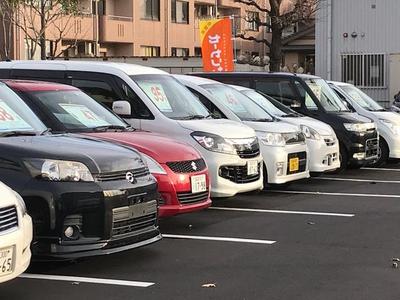 仕入れから拘った車両の販売