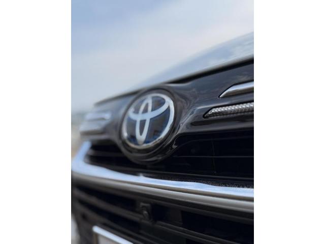 トヨタ　ハリアーハイブリッド　手洗い洗車