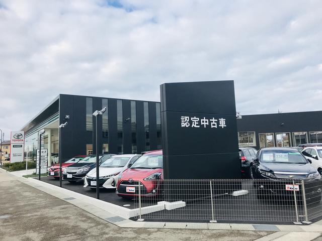 (株)石川トヨペットカローラ 海環金沢駅西店中古車(2枚目)