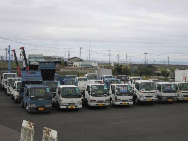 (有)高見トラックセンター(5枚目)