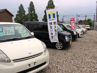 当社厳選の中古車を展示場にて揃えてます！