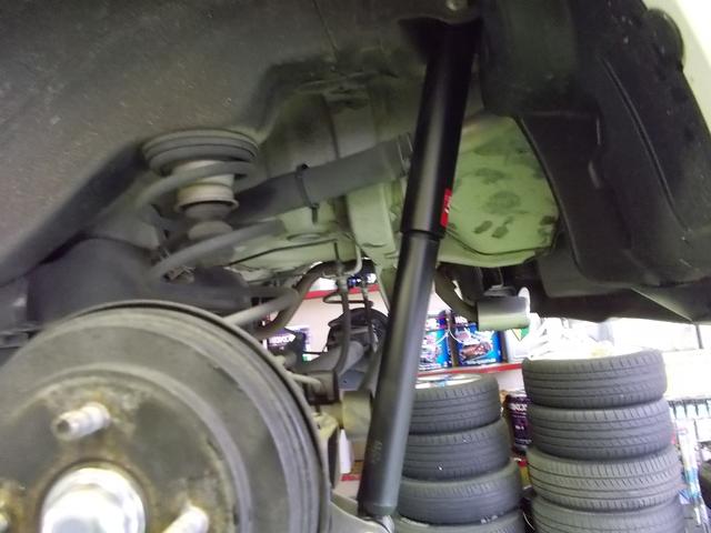 MH21S ワゴンＲ　走行時ゴトゴト音　ステアリングラック＆ピニオン　ショックアブソーバ全数取替　甲信越　新潟県　五泉市　カーズ新潟