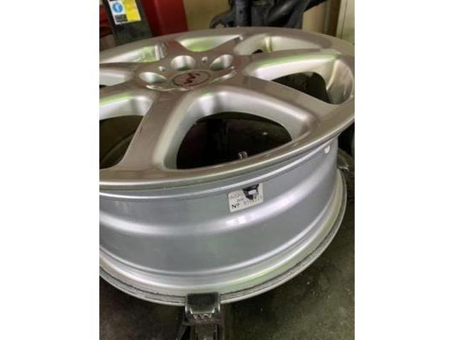 205/60R16　スタッドレスタイヤ直送持込　IG60　タイヤ組替バランス調整　甲信越　新潟県　五泉市　カーズ新潟　