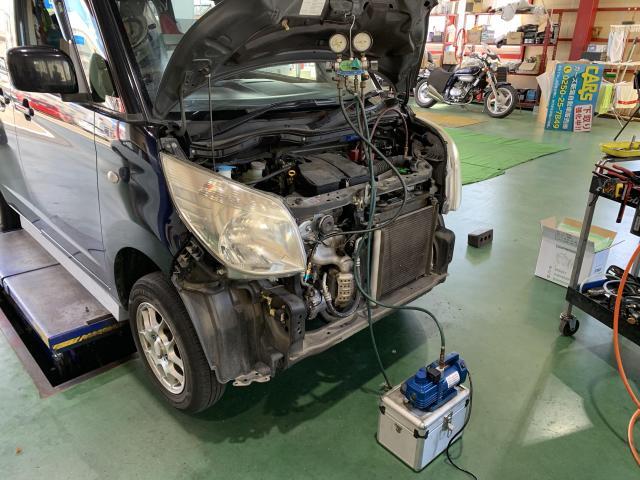 MK21S パレット エアコンが効かない A/Cコンプレッサー交換 内部