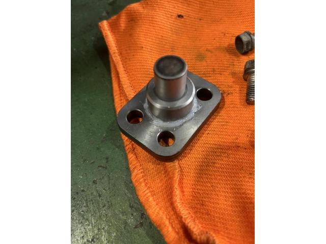 ジムニー　ＪＢ23Ｗ　高速走行時ハンドルが振動する　フロントナックルオーバーホール　ジャダーストップキット　甲信越　新潟県　新潟市　秋葉区　新津　田上町　加茂市　阿賀野市　阿賀町　五泉　カーズ新潟