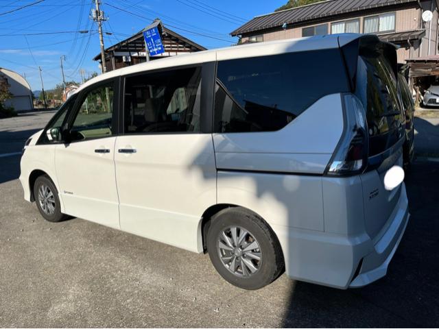 日産 セレナ C27 サイドパネル交換 新潟 南魚沼市｜グーネットピット