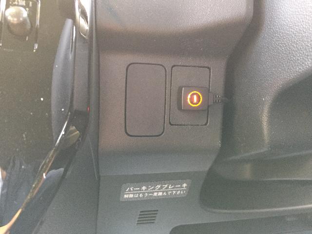 LA700S ダイハツ ウェイク・TV-KIT取付