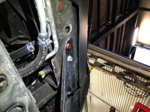 ハリアーラジエーター交換　
長野県千曲市　長野　上田