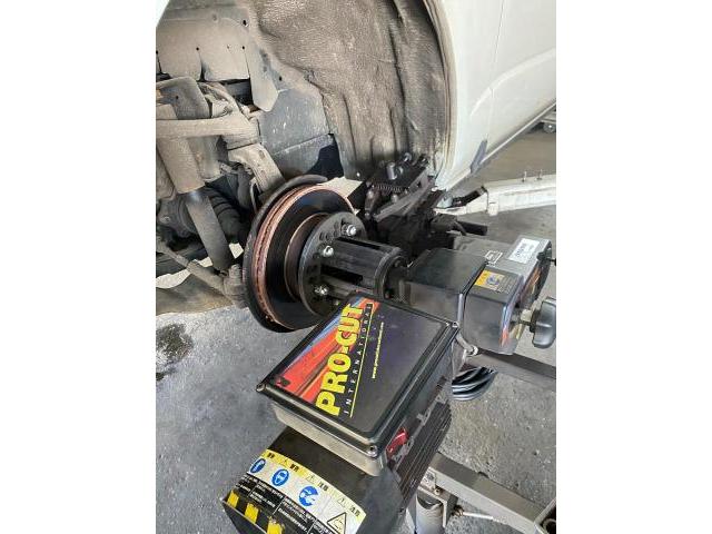 ハイエース　ローター車上研磨
長野県千曲市　長野市　上田市
