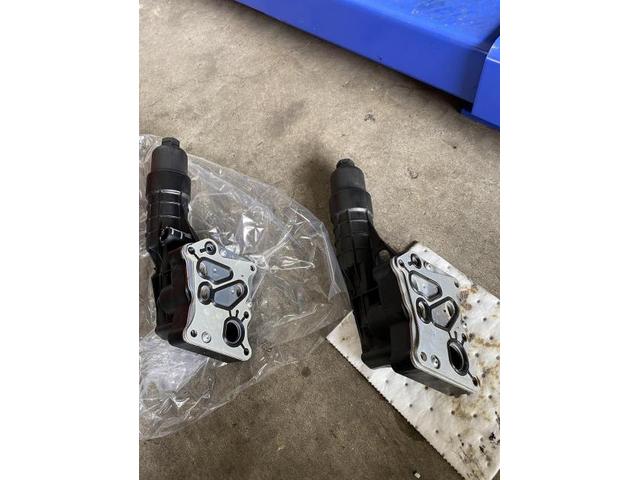 メルセデスベンツ　C200　W204　オイル漏れ　修理　オイルフィルターハウジング　千曲市　上田市　長野市　歓迎