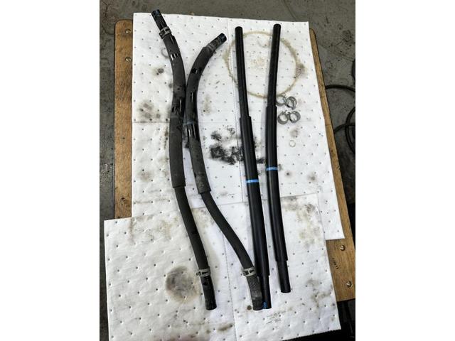 トヨタ　ハイエースバン　ATF圧送交換　トルコン太郎　ペトロナス　長野県　千曲市　長野市　上田市　歓迎