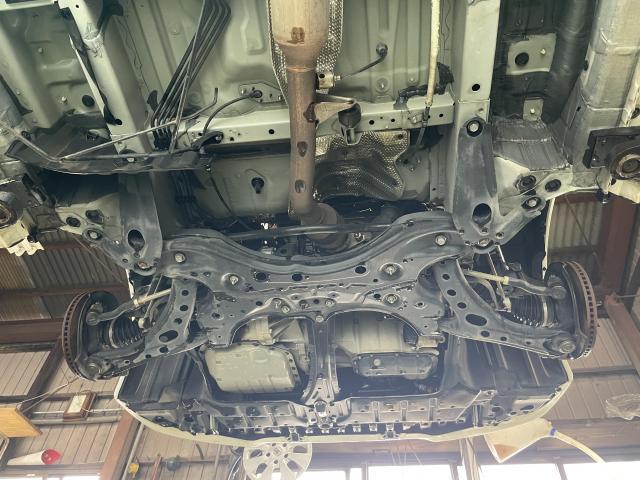 トヨタ　ノア　関東仕入れ車　下回りクリーニング