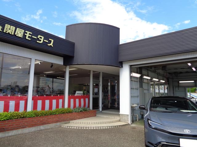 関屋モータース ショールーム サービス紹介の1つ目