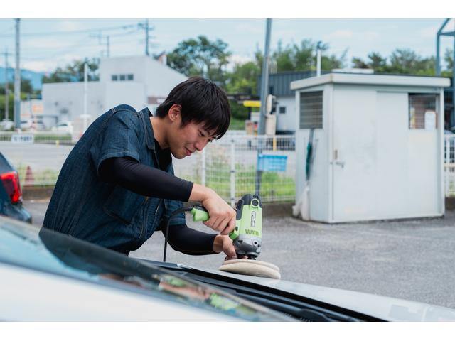 ウォール中古車買取センター 甲府昭和インター店(3枚目)
