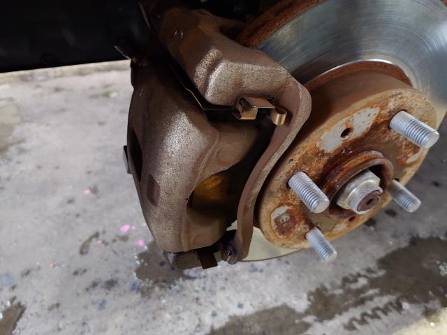 ブレーキパッド交換 ムーヴ 松本市 塩尻市 岡谷市 安曇野市 朝日村 山形村