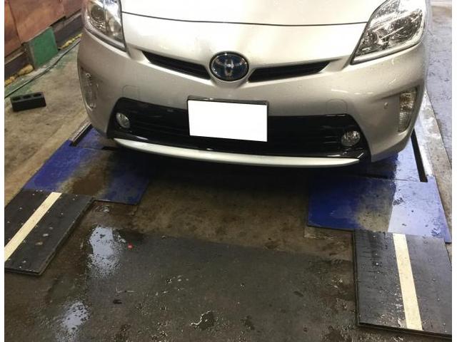 トヨタ　プリウス　ＺＶＷ３０　車検　新潟市中央区　パレスオート