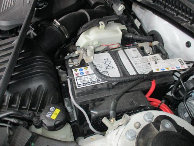 H28 BMW X1  SDRIVE 18i F48 ブレーキシステム表示　ディスクパッド交換　パッドセンサー交換　バッテリー交換　点検整備　三条市