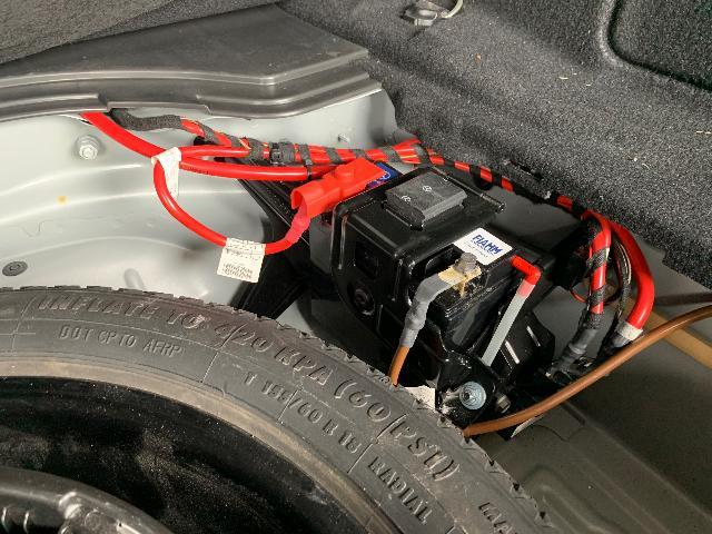 メルセデス　ベンツ　AMG　アバンギャルド　バッテリー交換　五泉市　ツチダオート・サービス
