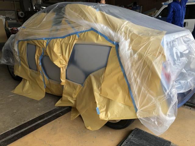 日産　マイクラＣ＋Ｃ　珍しい車も板金塗装　上越市キズ・へこみ直し　ドア他修理アイビーオート