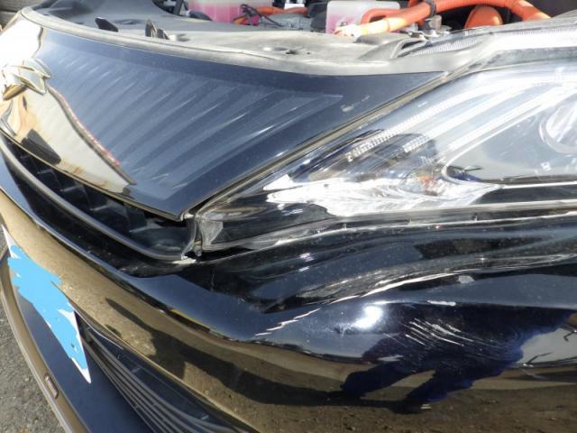 トヨタ　ハリアー　フロント事故大破　事故修理キズ・へこみ直し　上越市板金塗装