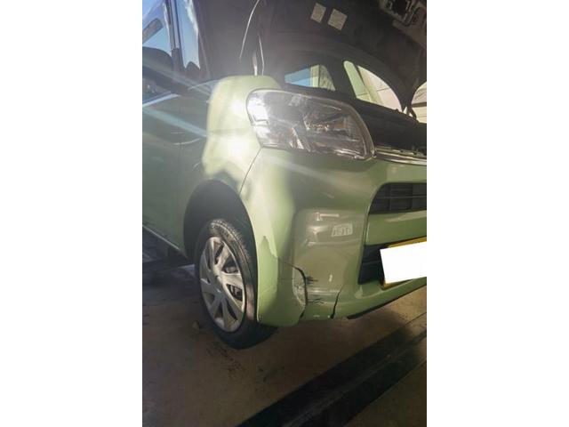 ダイハツ　タント　バンパー割れ交換　キズ・へこみ直し　上越市車の板金塗装