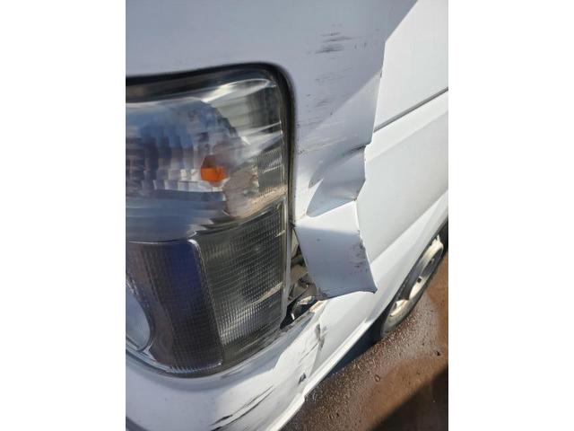 スズキ　キャリイトラック　板金・外装補修