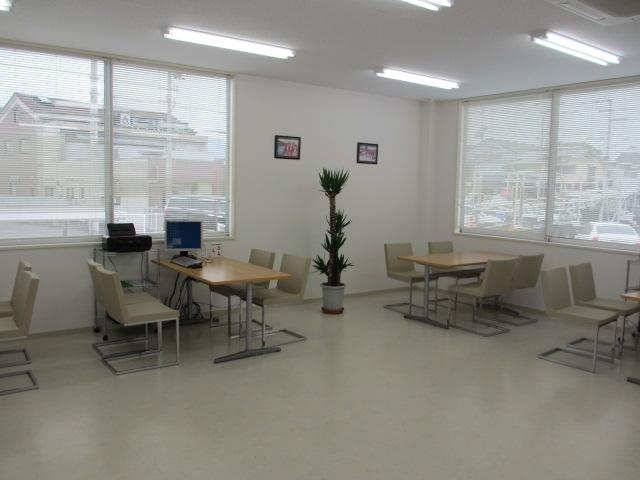 愛媛日産自動車(株) カータウン今治(6枚目)