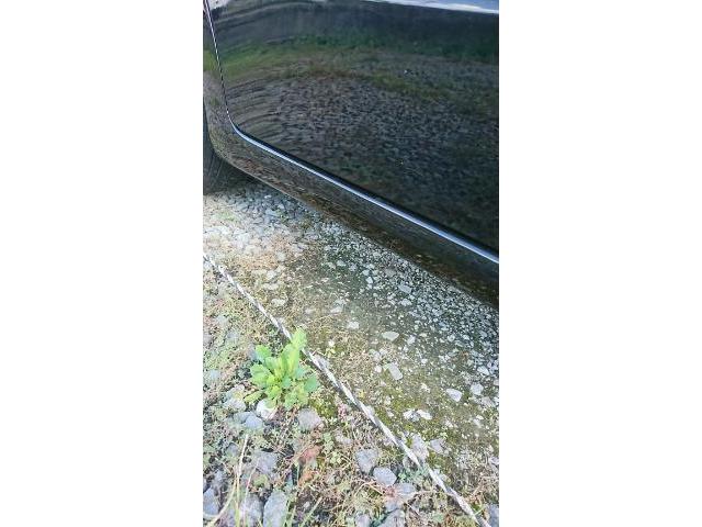 徳島県徳島市  19年式ストリーム リアドア交換ステップ塗装