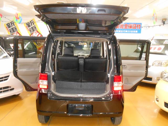 シンユウ　徳島本店　内装クリーニング作業　DAIHATSU　ムーヴコンテ　室内汚れ落とし作業