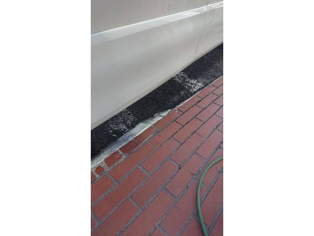 日産 セレナ 右スライドドアパネル 擦り傷 塗装【徳島県 徳島市 川内町でのタイヤ交換・車検・整備のことなら シンユウ 徳島本店 へお問い合わせください！！】