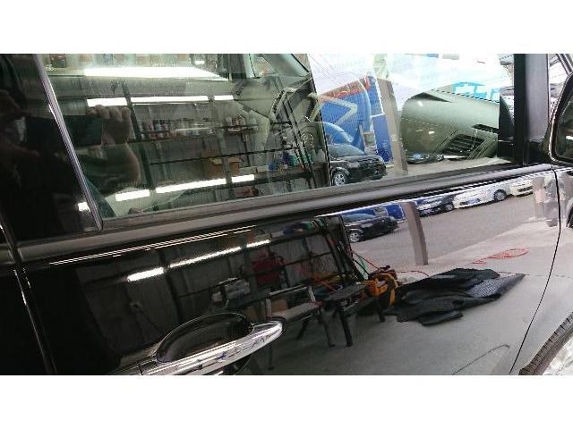 トヨタVOXY外装クリーニング徳島県 徳島市 川内町でのタイヤ交換・鈑金塗装・車検・整備の事ならシンユウ 徳島本店 へお問い合わせ下さい！！