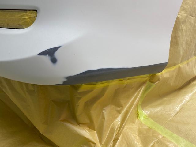 トヨタ　20年式　エスティマ　リアバンパー補修塗装