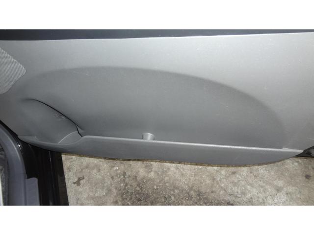 DAIHATSUタント 内装クリーニング作業