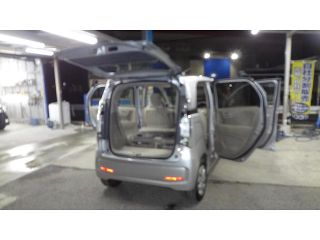 HONDA NWGN 内装クリーニング作業