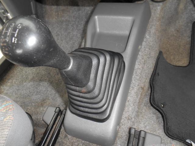 SUZUKI　ジムニー　内装クリーニング作業