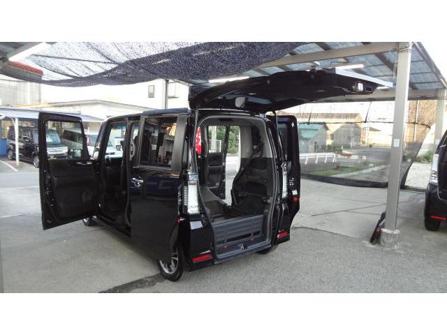 HONDA　N-BOX　内装クリーニング作業