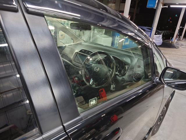 ホンダ　フィットシャトル外装クリーニング
