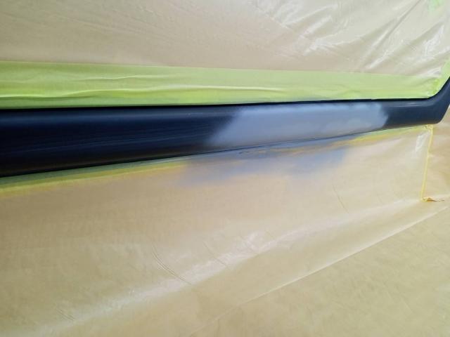 ダイハツミラココア26年式、左サイドステップ板金塗装