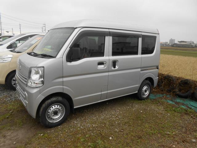 SUZUKI　エブリイ　内装クリーニング作業