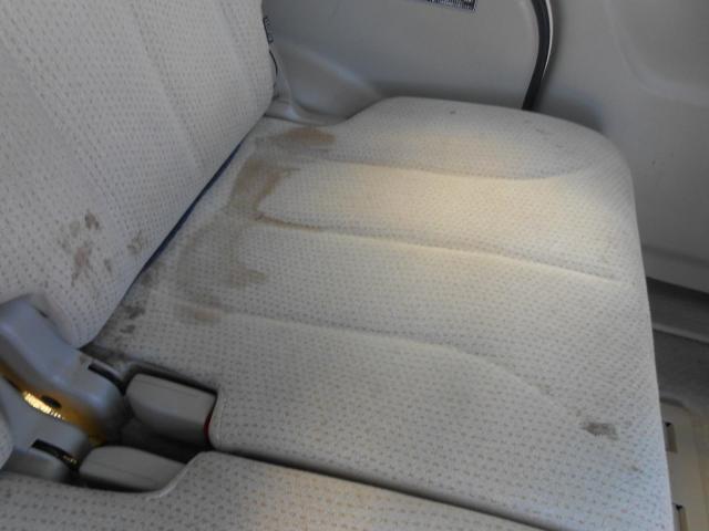 SUZUKI　スペーシア　内装クリーニング作業