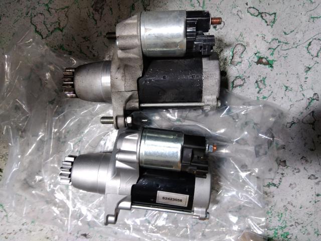 トヨタ　ノア　セルモーター交換
