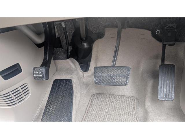 ホンダ　Ｎ－ＢＯＸ　内装クリーニング作業