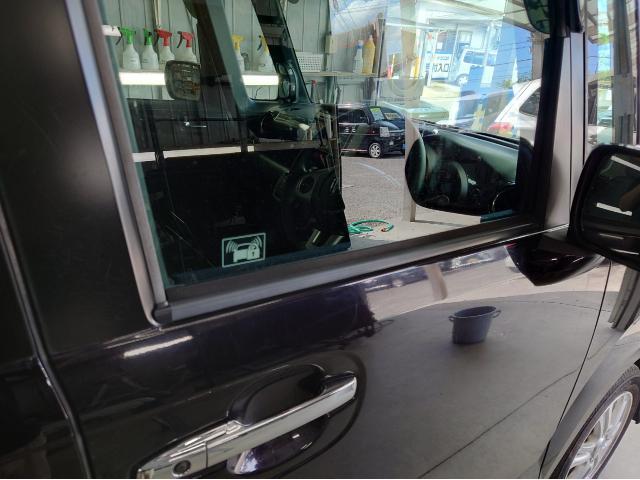 ホンダ N-BOXカスタム 外装クリーニング