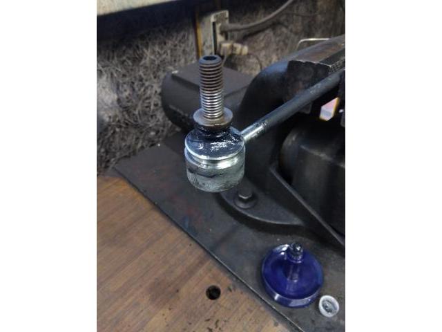 ホンダ　ライフ　スタビリンクブーツ交換