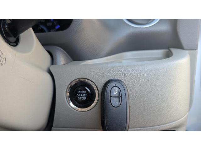 マツダ　フレアワゴン　内装クリーニング作業