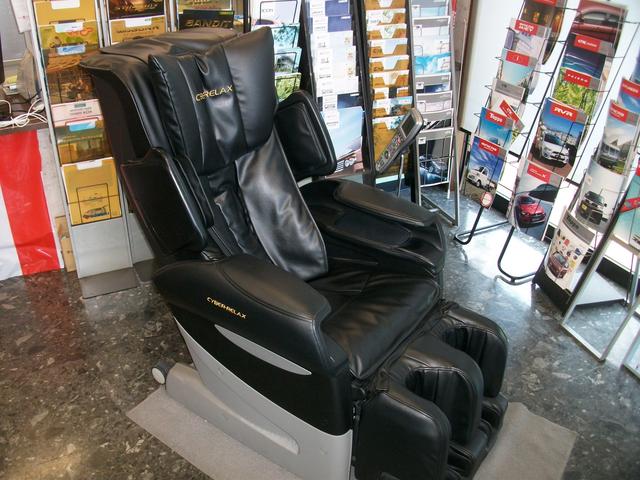 お待ちの間にぜひくつろいでください