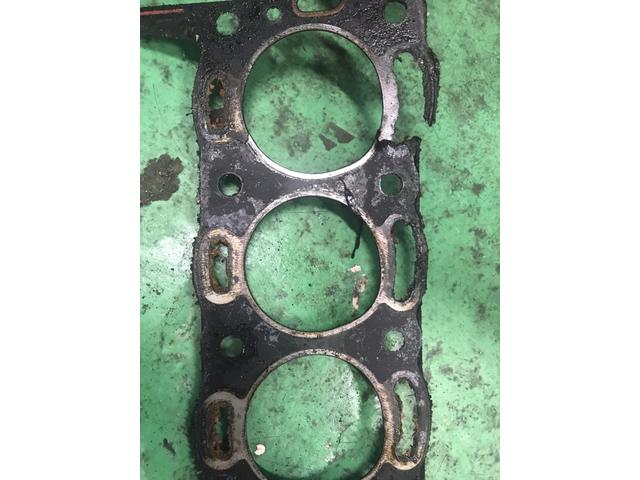 トヨタ　クラウン　バン　冷却水漏れ修理
