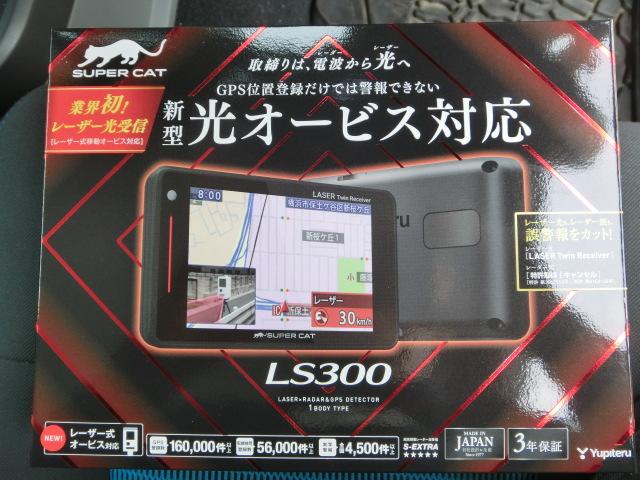 JK38L クライスラージープラングラー 新品 レーダー取付 クライスラー ジープ ラングラー アンリミテッド 香川県観音寺市 持込み ユピテル スーパーキャット LS300 新型モデル 裏電源 限定車